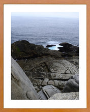 Cargar imagen en el visor de la galería, Cuadro Rocas y mar
